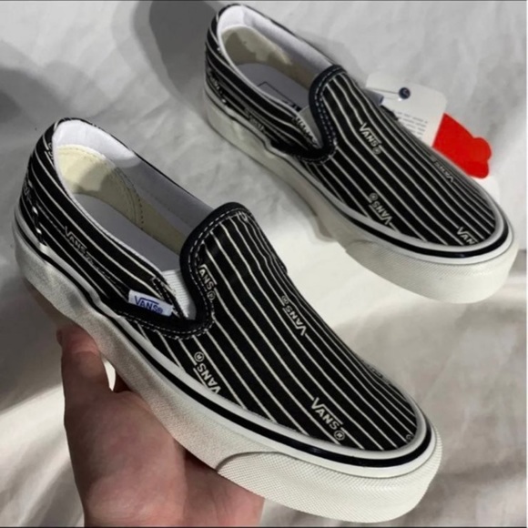 Vans Classic Slip On 9 Black White Anahm Factory Sripes Womans Shoes New - Picture 2 of 7
